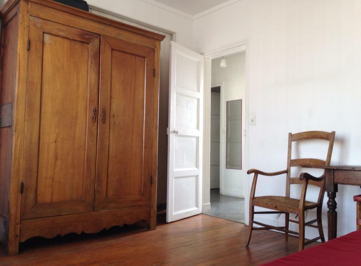 Chambres Meublees Chez L'Habitant Dans Appartement Proche Gare Sncf Creil Exterior foto